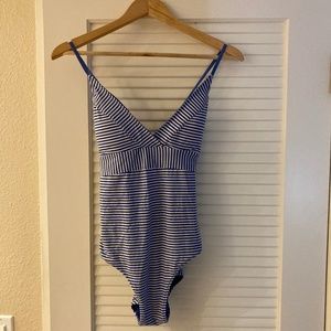 ineyard Feeder Sconset One-Piece, Size M